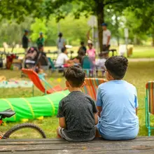 Pau's détente au parc Lawrance
