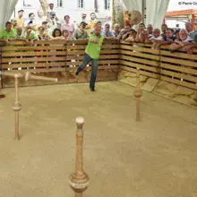 QUILLES DE NEUF À PAU - Compétition, repas. Tout public.