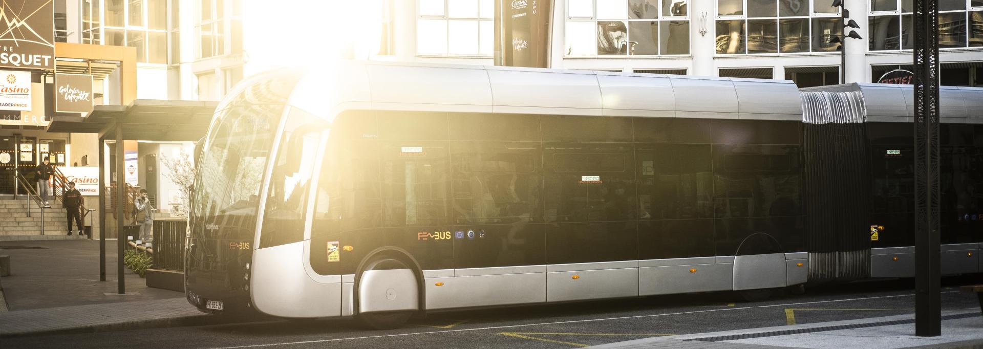 Le fébus qui passe place d'Espagne