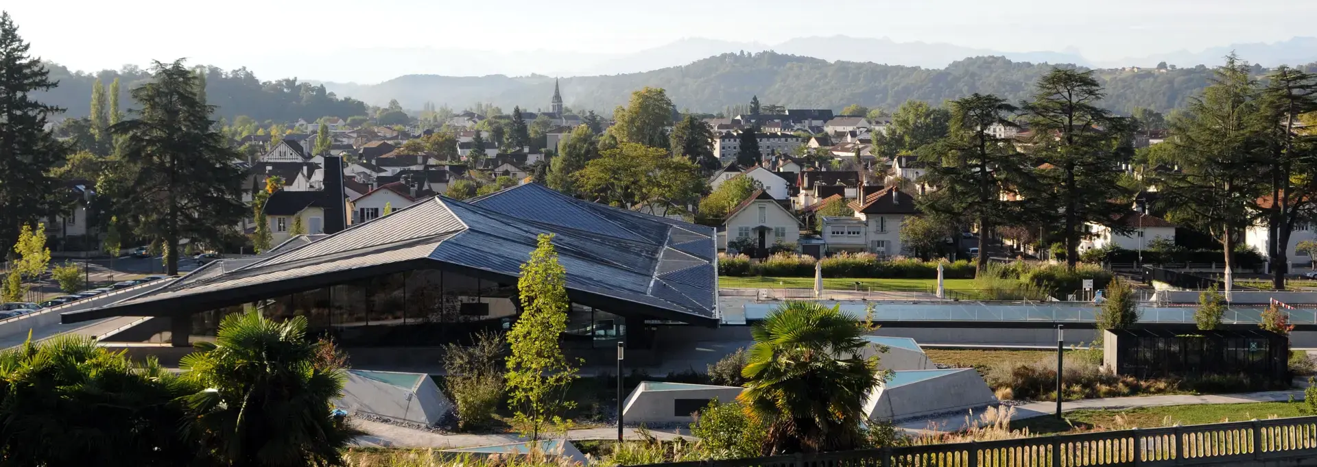 Vue sur la piscine de Pau