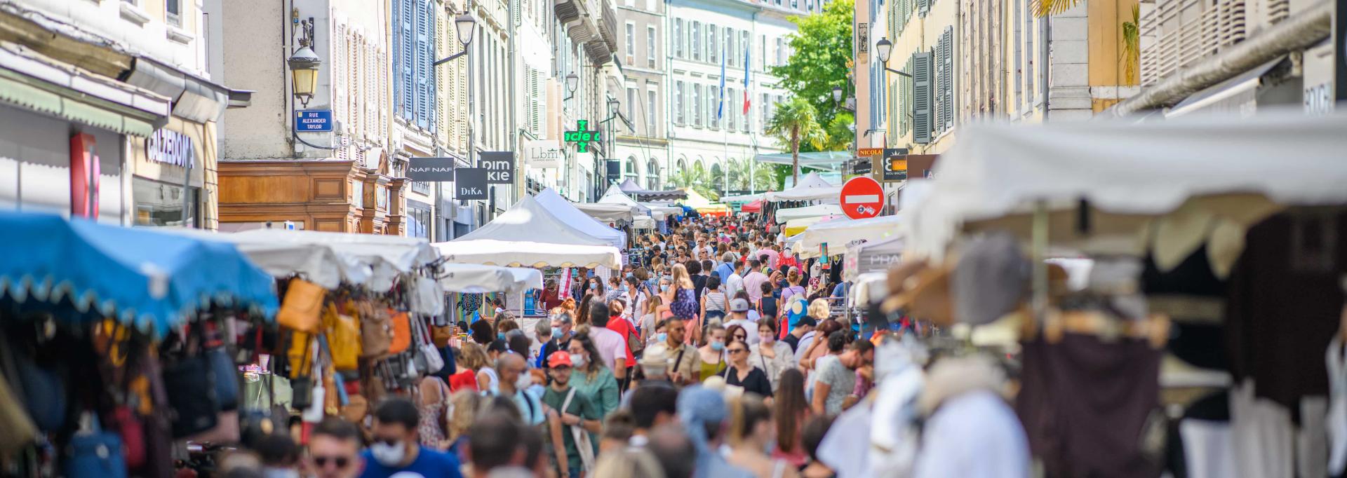 Braderie d'été à Pau
