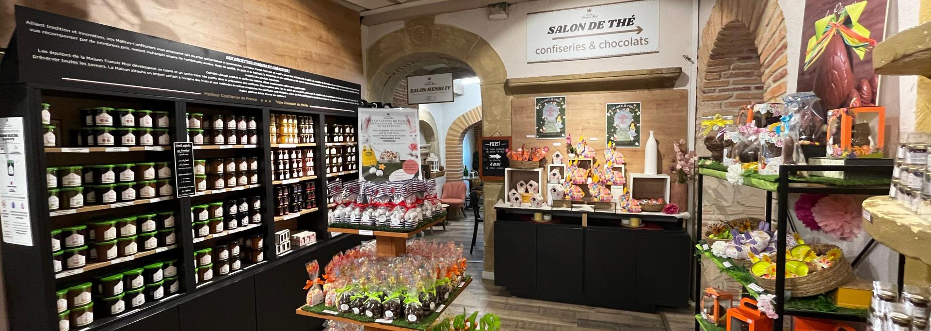 Boutique Miot au centre de Pau