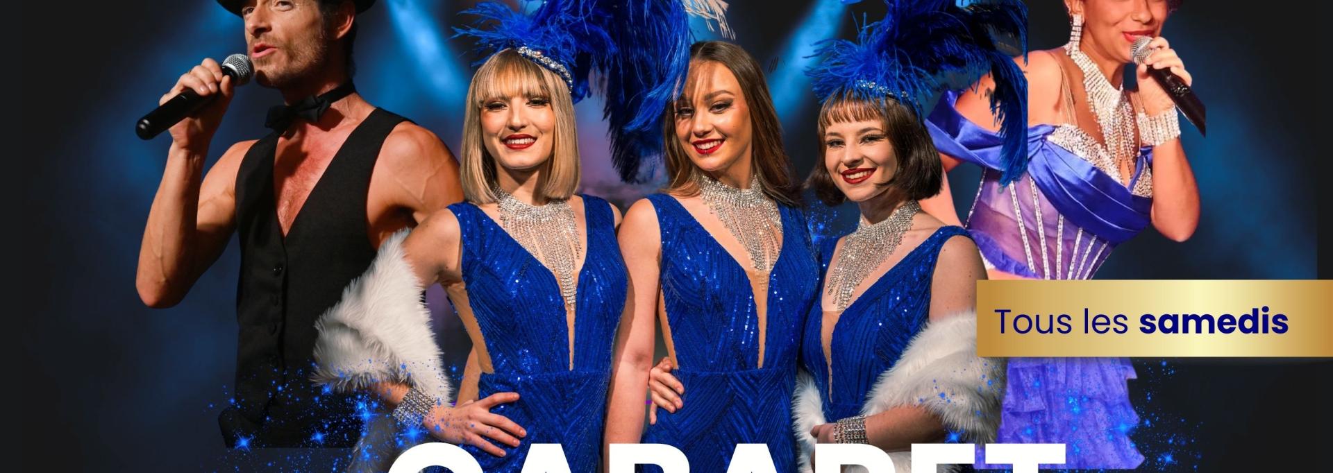 Photographie d'artistes de cabaret en costumes