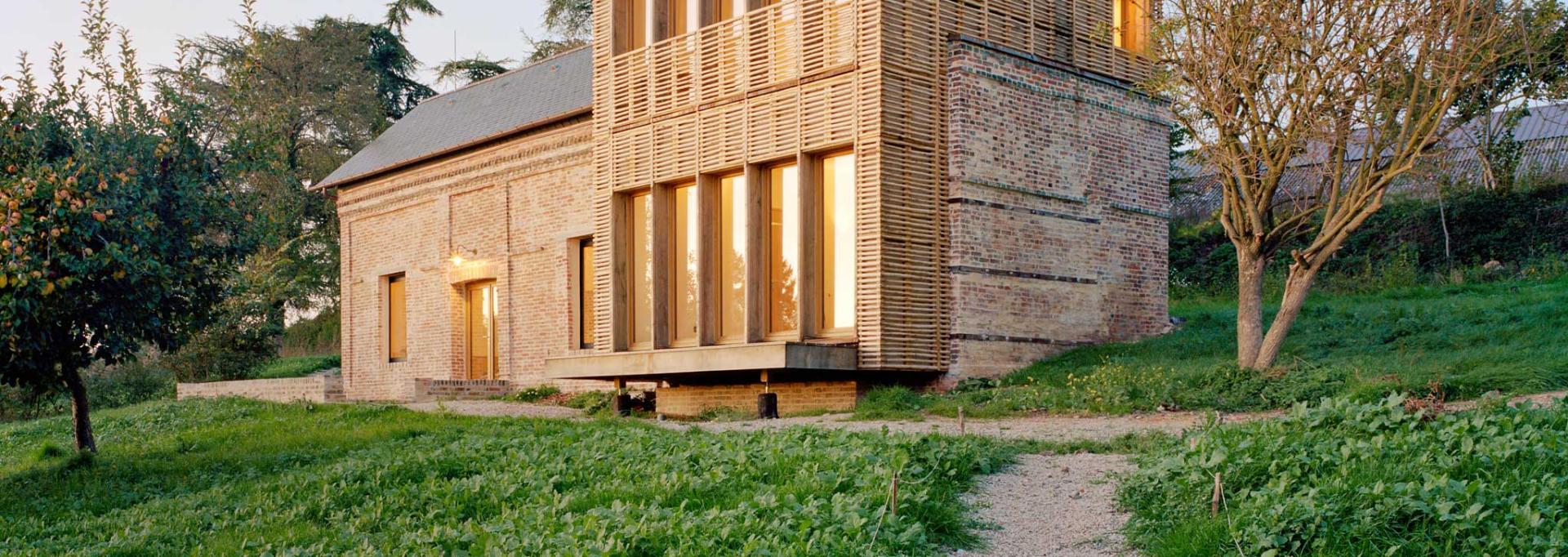 Expo : Le tour des matériaux d'une maison écologique