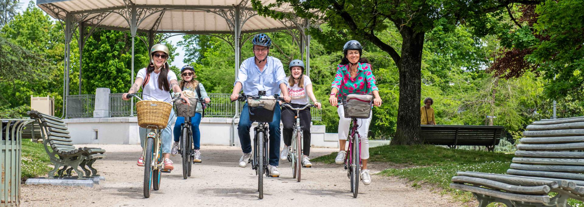 A vélo dans le Parc Beaumont 