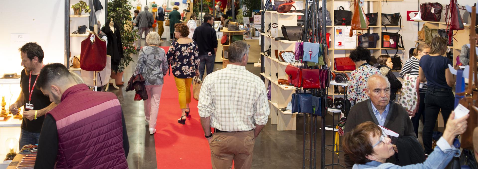 Ambiance exposants Salon Les Portes du Cuir