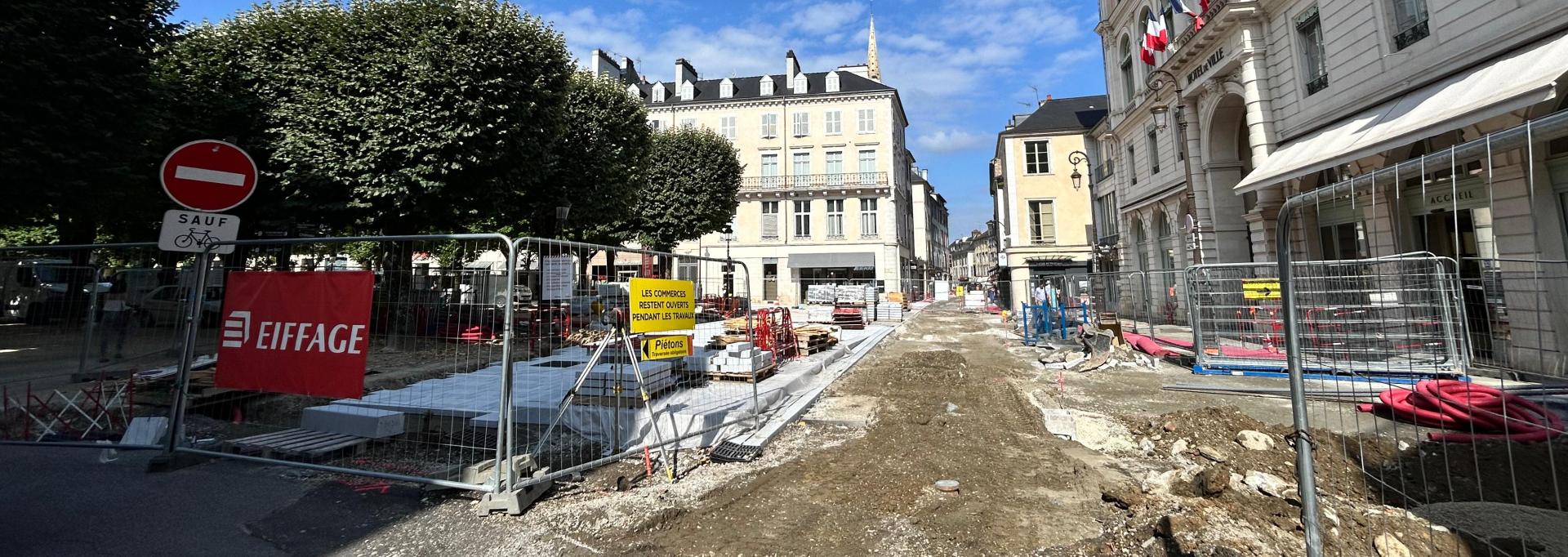 Rue Henri-IV, place Royale et rue Saint-Louis : les travaux