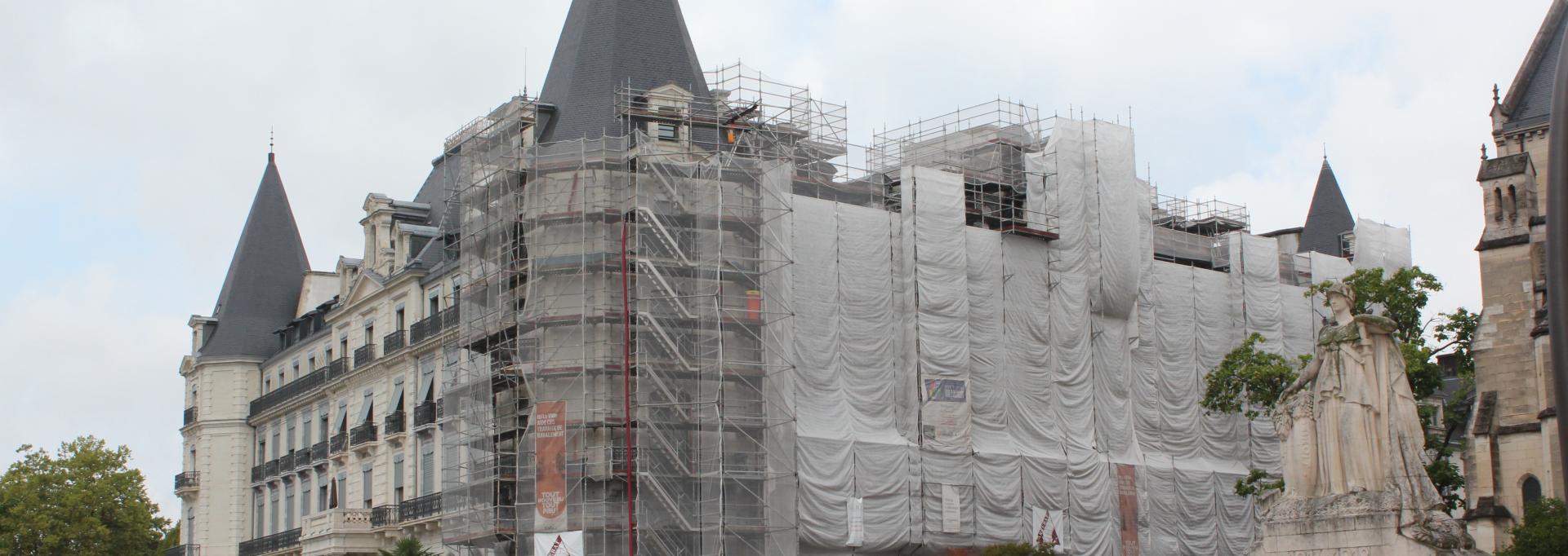 Visite Le Gassion en chantier : les enduits 