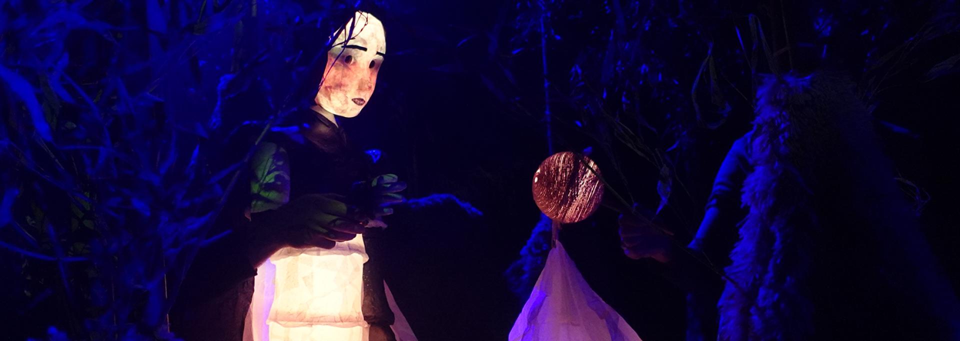 Marionnette à taille humaine rétro éclairée