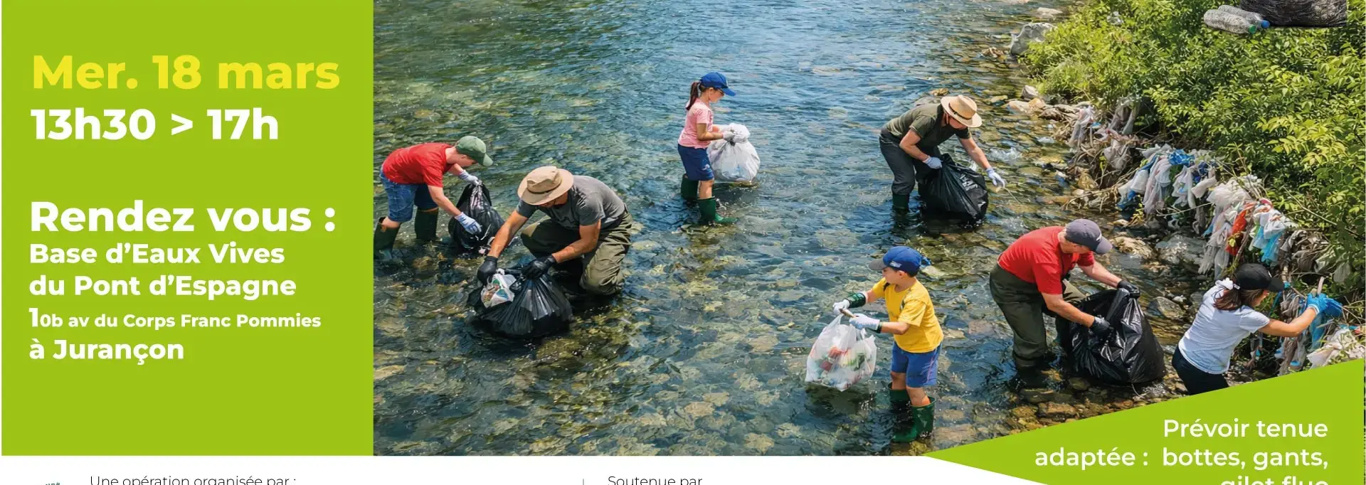 Nettoyage par des personnes de la rivière