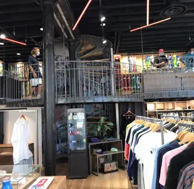 Boutique de prêt à porter Empire