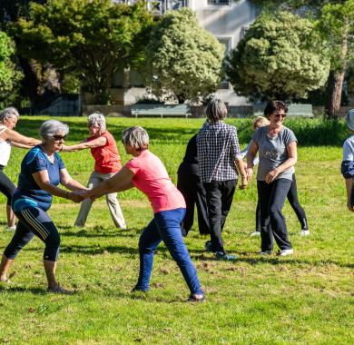 Pause sport au Parc Lawrance avec des Seniors