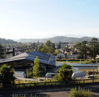 Vue sur la piscine de Pau