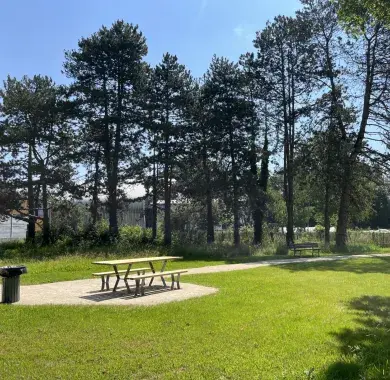 Le jardin multigénérationnel sur le site Plein Ciel 