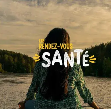 Une femme en train de faire du Yoga