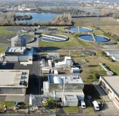Usine de traitement des eaux usées 