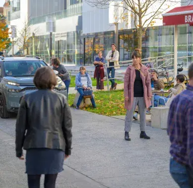 Les abords des Halles en zone 20