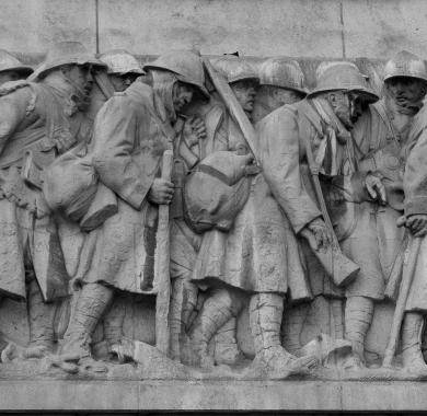 Détail monument aux morts 