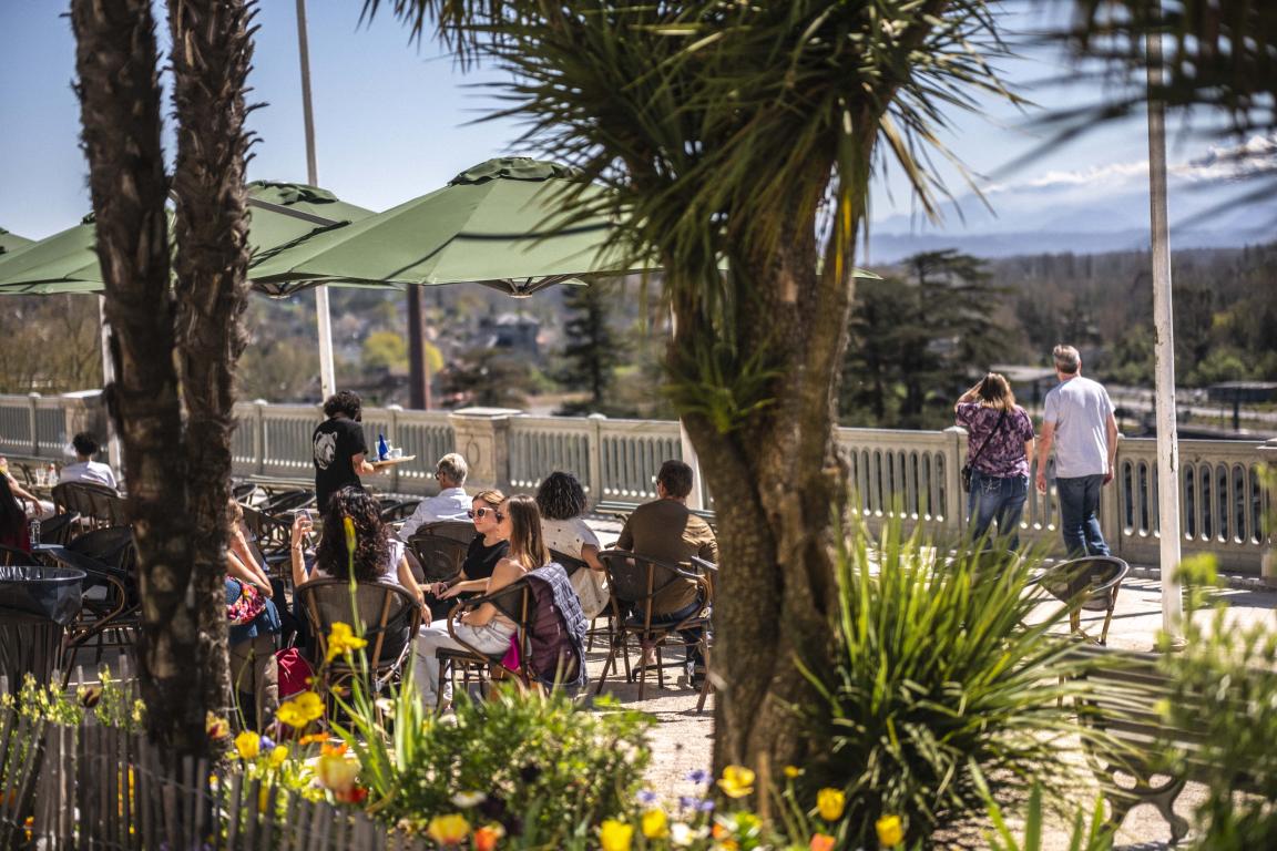 Le boulevard des Pyrénées au printemps 