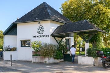 Entrée du golf de Billère