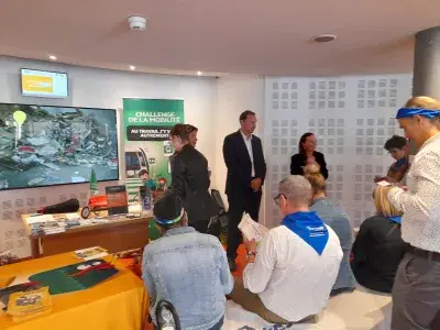 Salariés participant à un atelier organisé en 2023